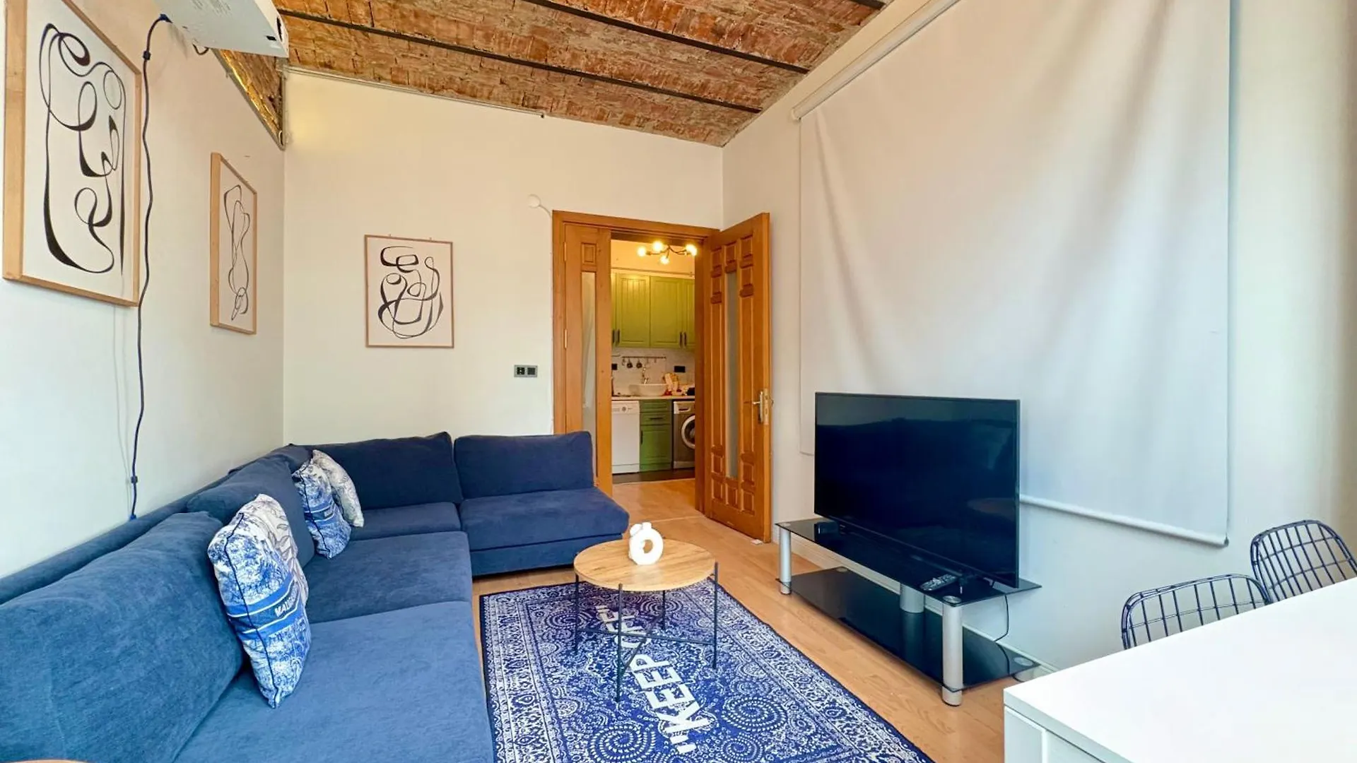 High Ceiling Central Cozy Apartment With 3 Bedroom Beyoglu Istanbul 0*,  Turkey